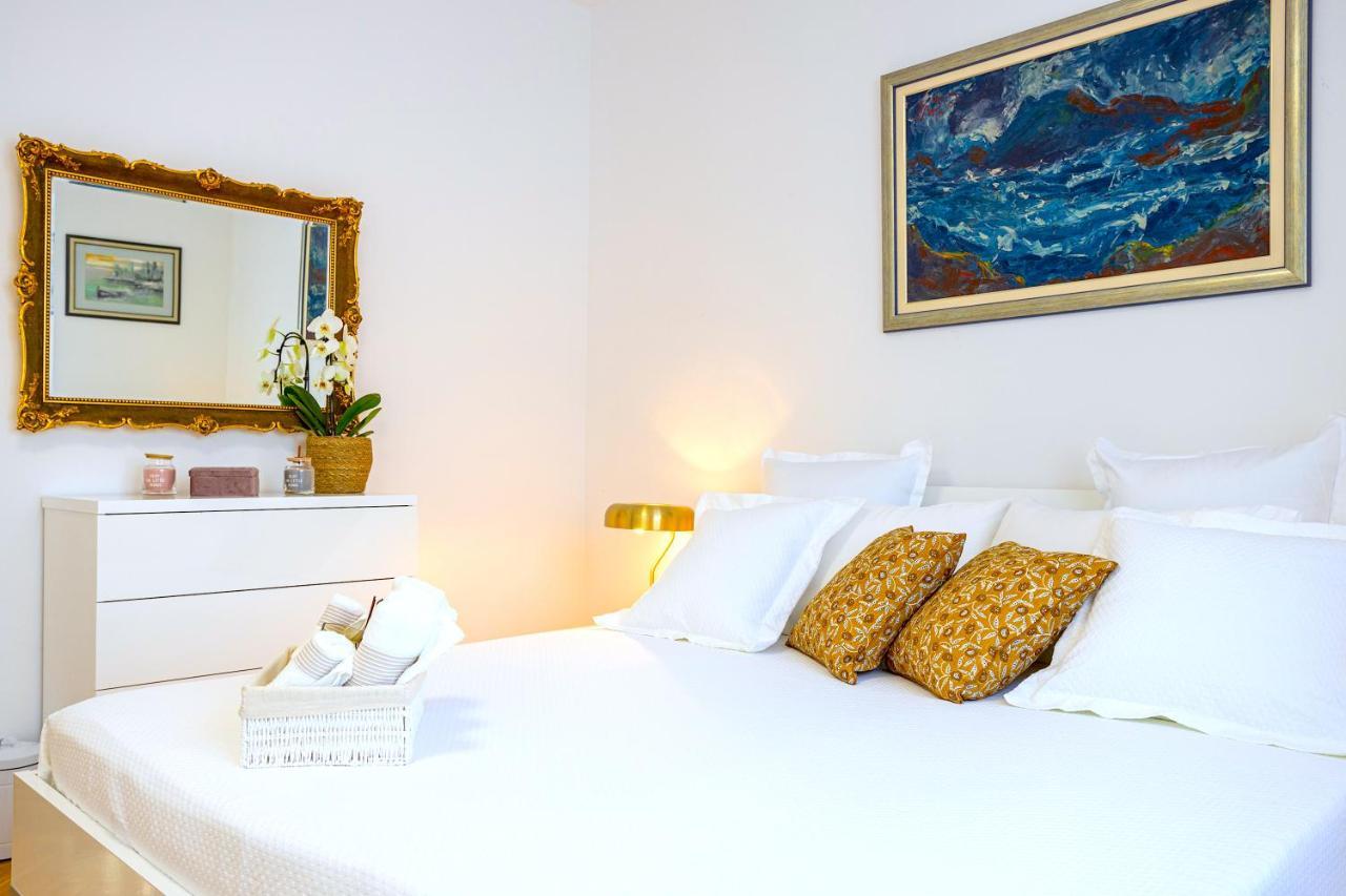 Lux Holiday Apartment Tony @ 10 Min Znjan Beach Split Exterior foto